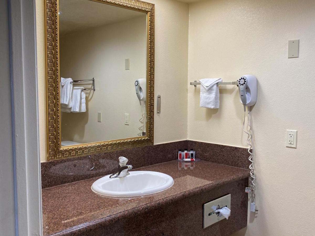 Travelodge By Wyndham Chatsworth Λος Άντζελες Εξωτερικό φωτογραφία