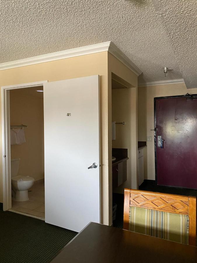 Travelodge By Wyndham Chatsworth Λος Άντζελες Εξωτερικό φωτογραφία