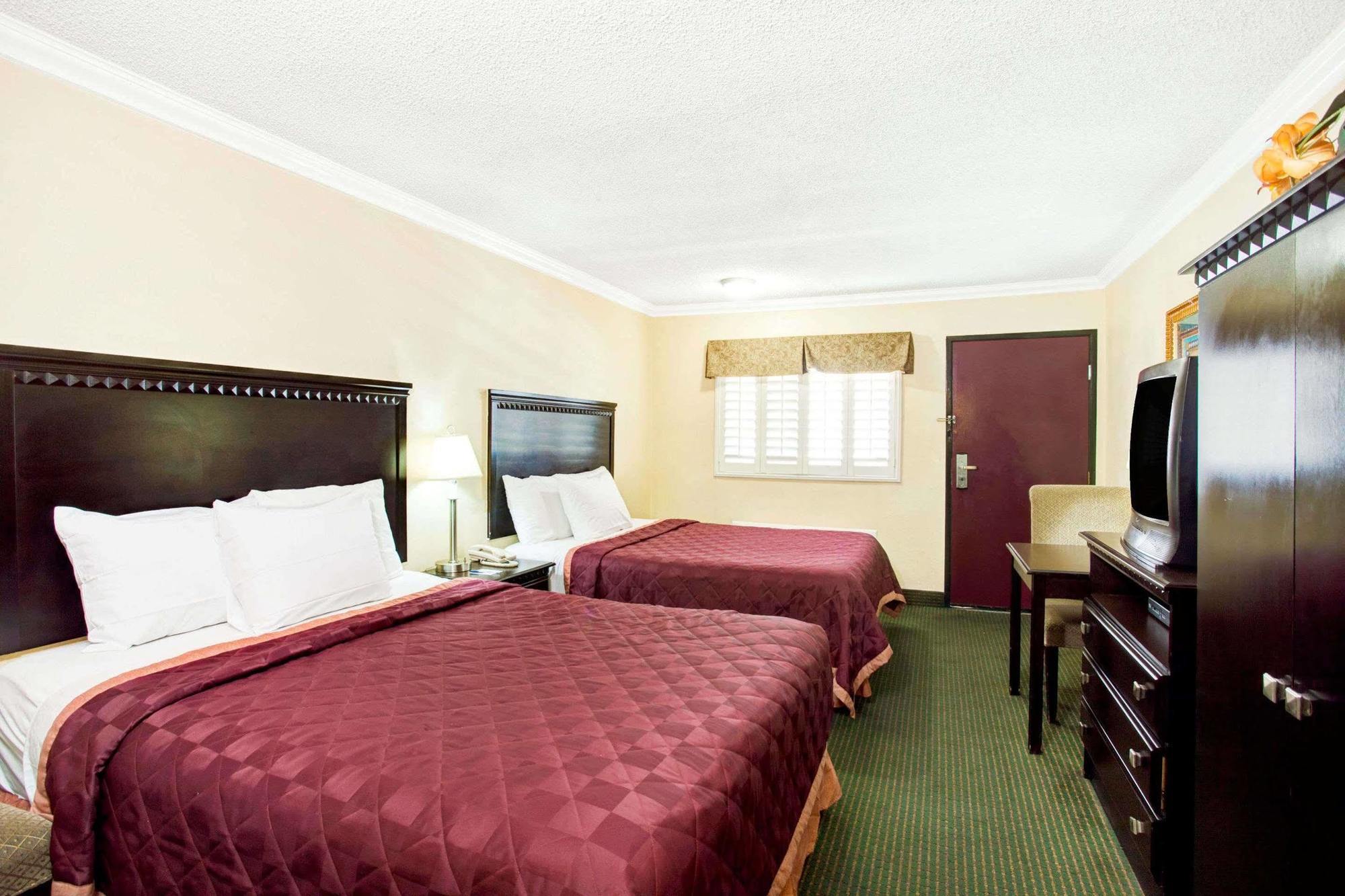 Travelodge By Wyndham Chatsworth Λος Άντζελες Εξωτερικό φωτογραφία
